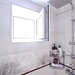 Predeal, central, zona vile, la cheie, renovat integral,  mobilat si utilat modern.